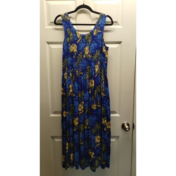Aloha Hut Dresses & Skirts - Aloha Hut OS PLUS SIZE Hawaiian Blue Beach Floral Stretch Shirred Midi Dress